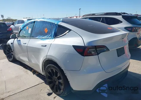 2023 Tesla Model Y Awd/Long Range Dual Motor All-Wheel Drive from USA, damaged, VIN 7SAYGDEEXPA044500